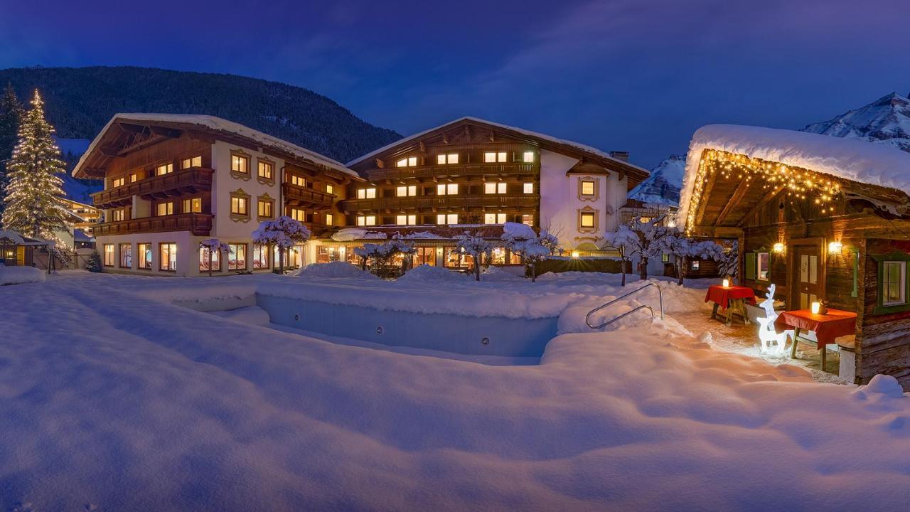 Alpenhotel Tirolerhof Нойштифт-им-Штубайталь Экстерьер фото
